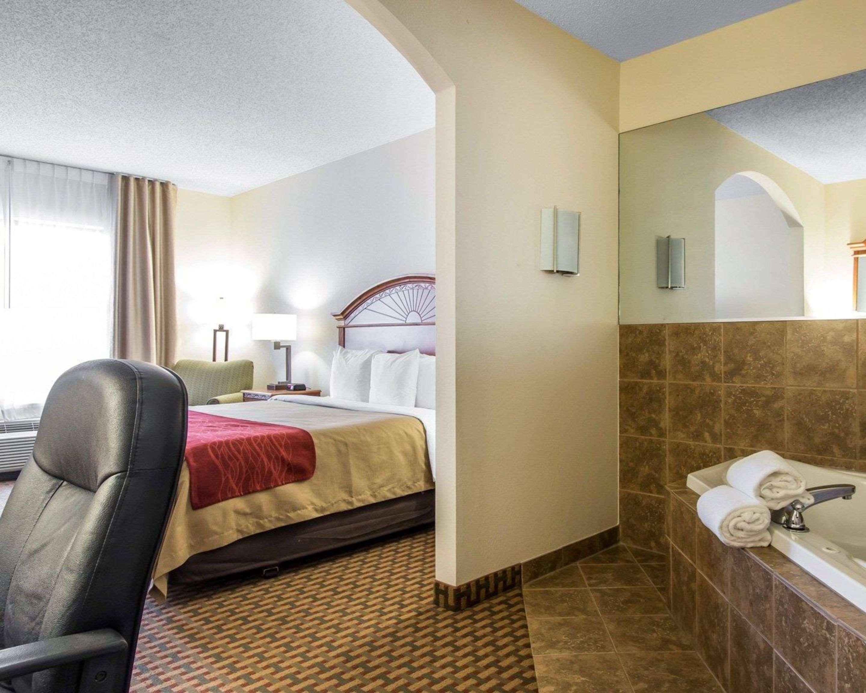 Garner Hotel Oklahoma City - Quail Springs By Ihg Zewnętrze zdjęcie